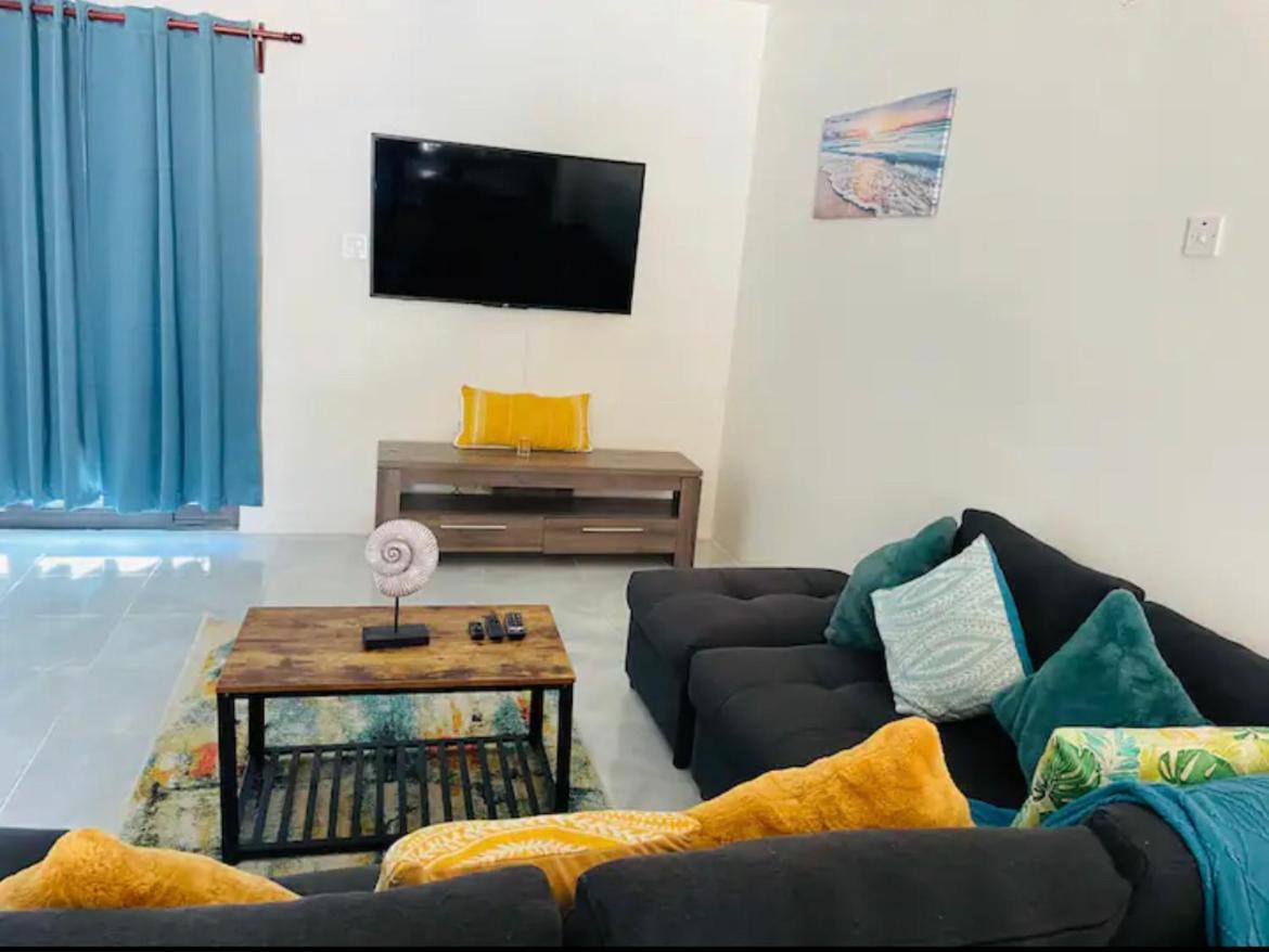 Wynters'Escape-Gated 1 Or 2 Bedroom W Puertosecobeach Access Discovery Bay Extérieur photo