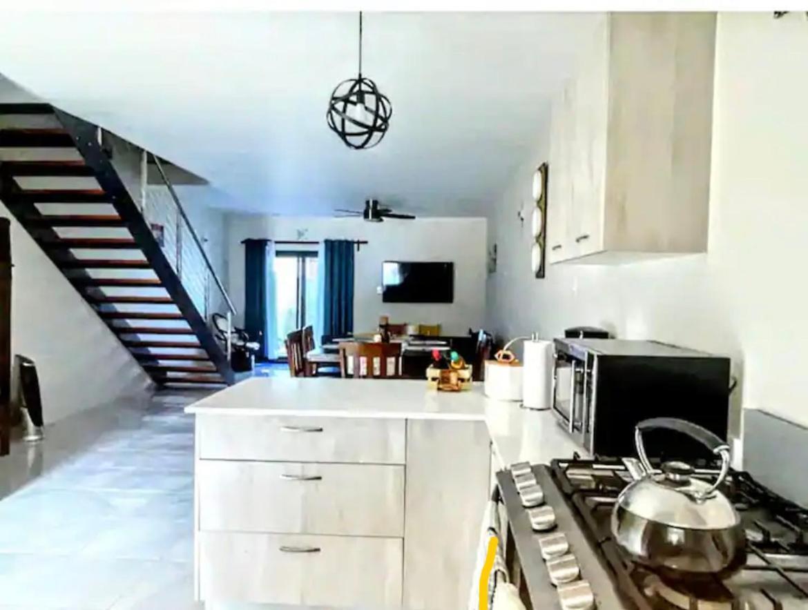 Wynters'Escape-Gated 1 Or 2 Bedroom W Puertosecobeach Access Discovery Bay Extérieur photo